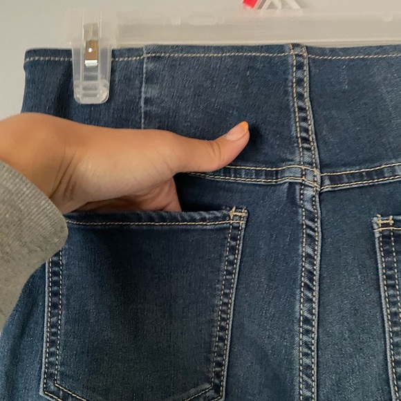 Free People Low Waisted Flare Jeans (Size 26) - Picture 5 of 8